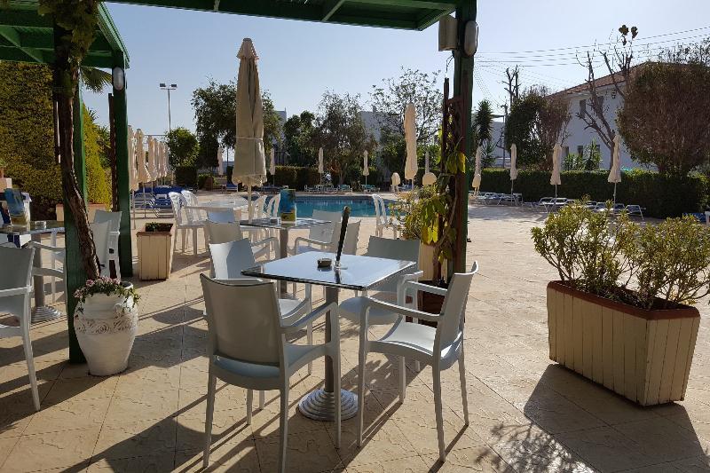 פרוטאראס Mandalena Hotel Apartments מראה חיצוני תמונה